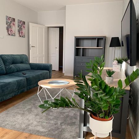 Apartament W Centrum Zielona Góra Eksteriør billede